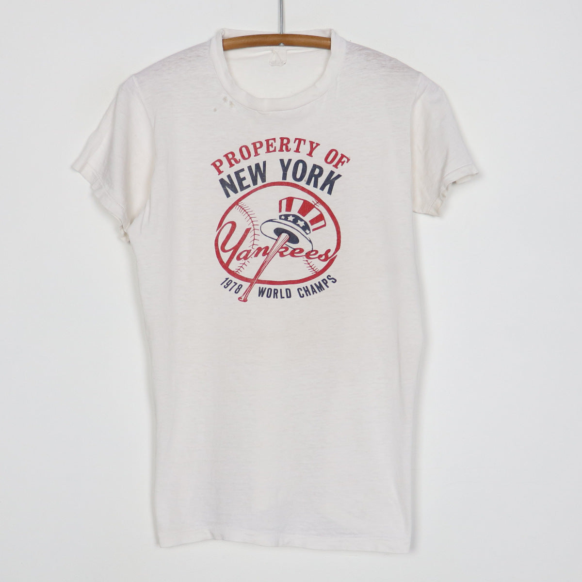 Vintage 80s New York Yankees T-shirt Large fits Medium Champion Jersey