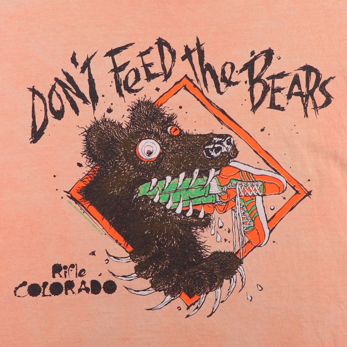 1990s Don't Feed The Bears Rifle Colorado Shirt